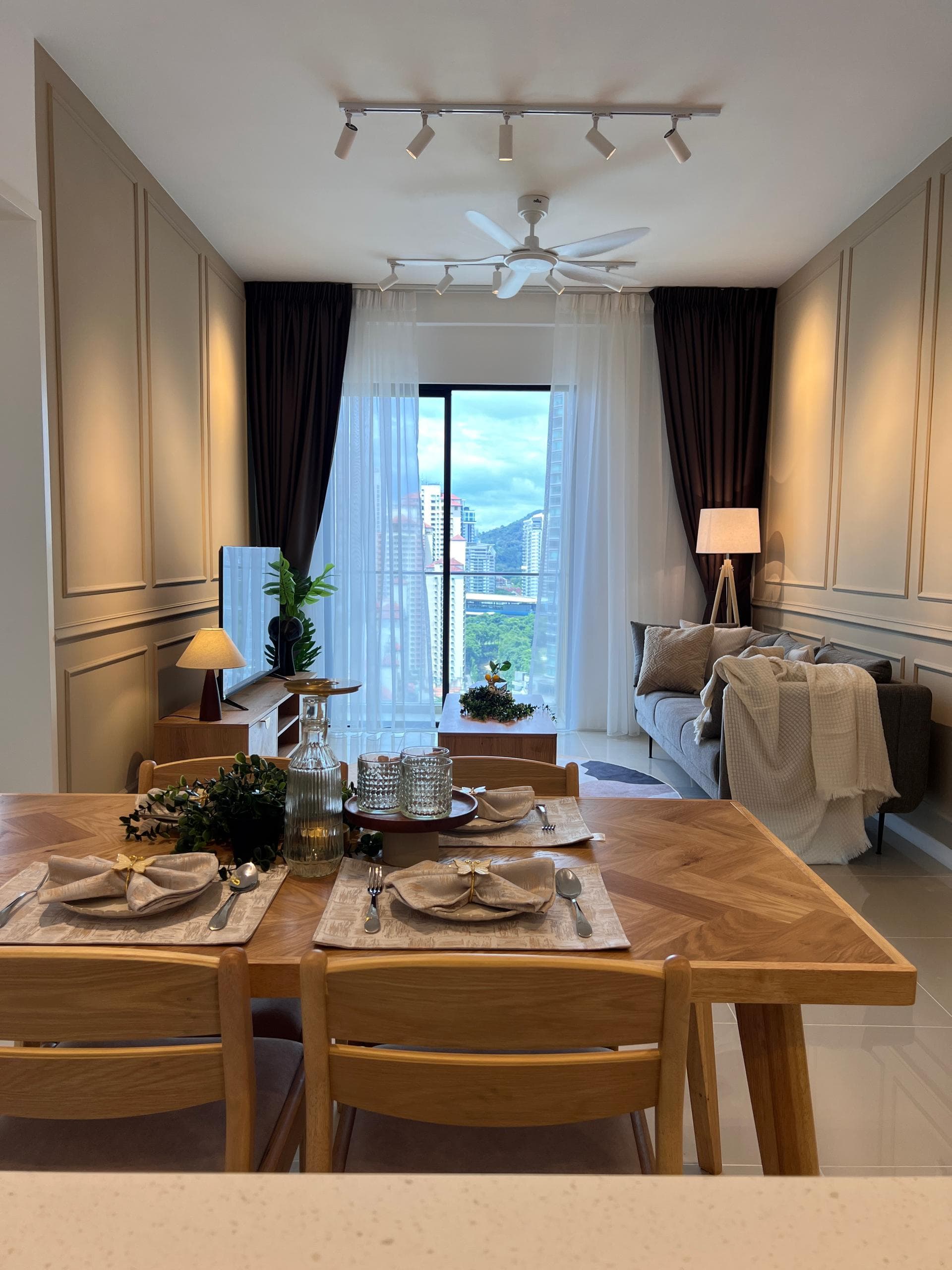 1410 sqft condo · Tropicana Miyu after